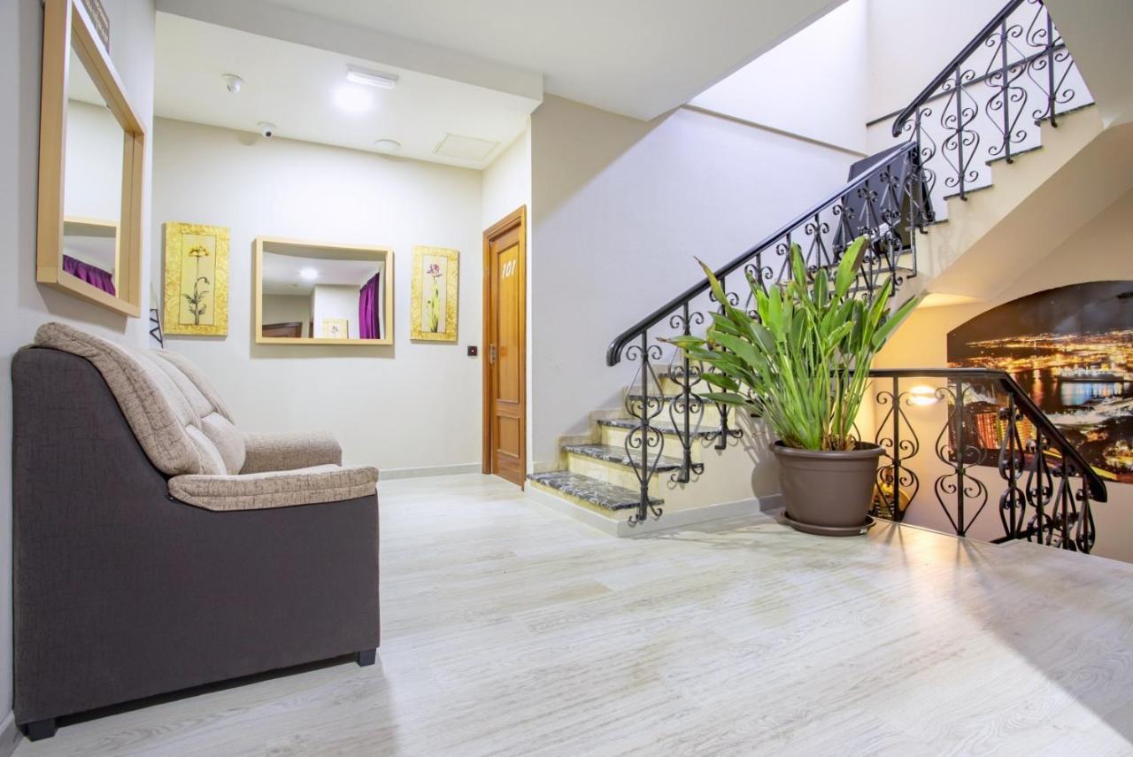 Hostal Ciudad Jardin مالقة المظهر الخارجي الصورة