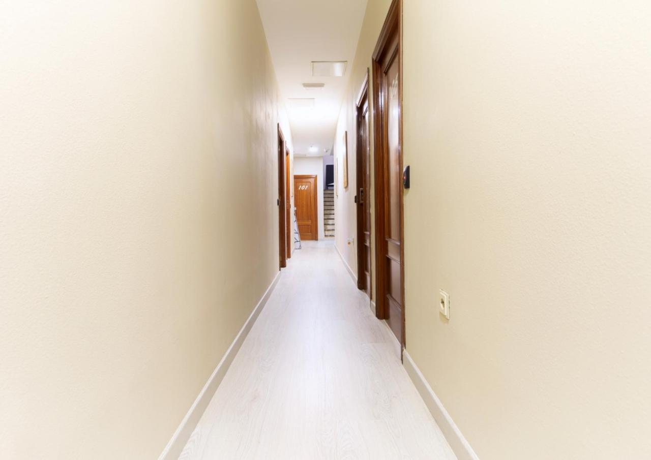 Hostal Ciudad Jardin مالقة المظهر الخارجي الصورة
