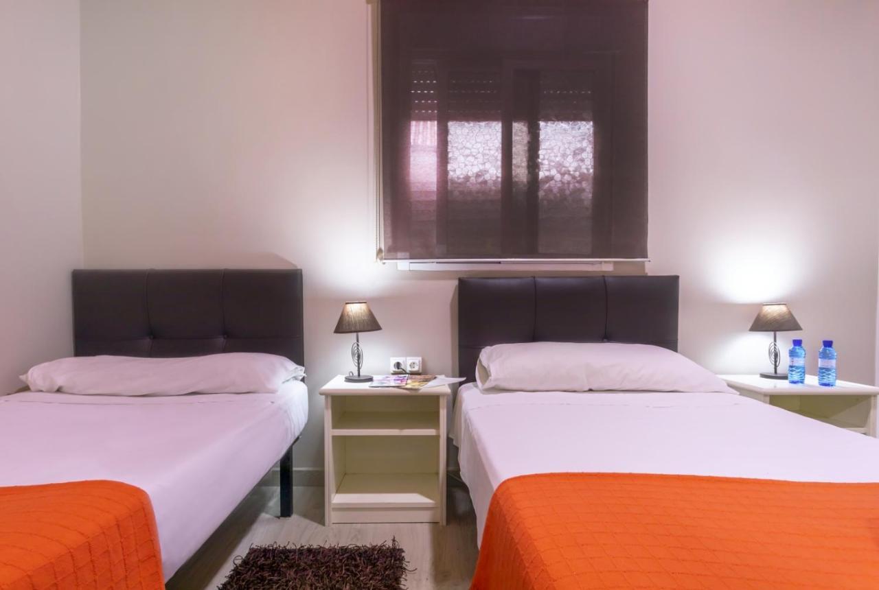 Hostal Ciudad Jardin مالقة المظهر الخارجي الصورة