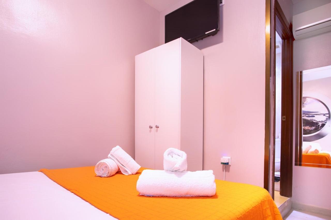 Hostal Ciudad Jardin مالقة المظهر الخارجي الصورة