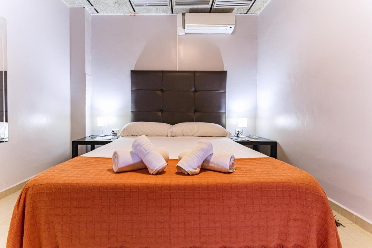 Hostal Ciudad Jardin مالقة المظهر الخارجي الصورة