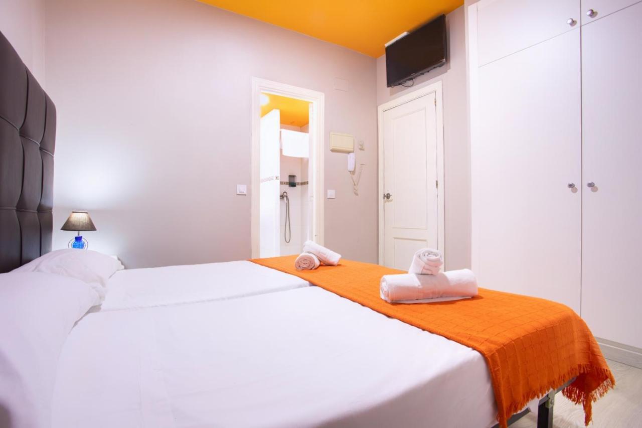 Hostal Ciudad Jardin مالقة المظهر الخارجي الصورة