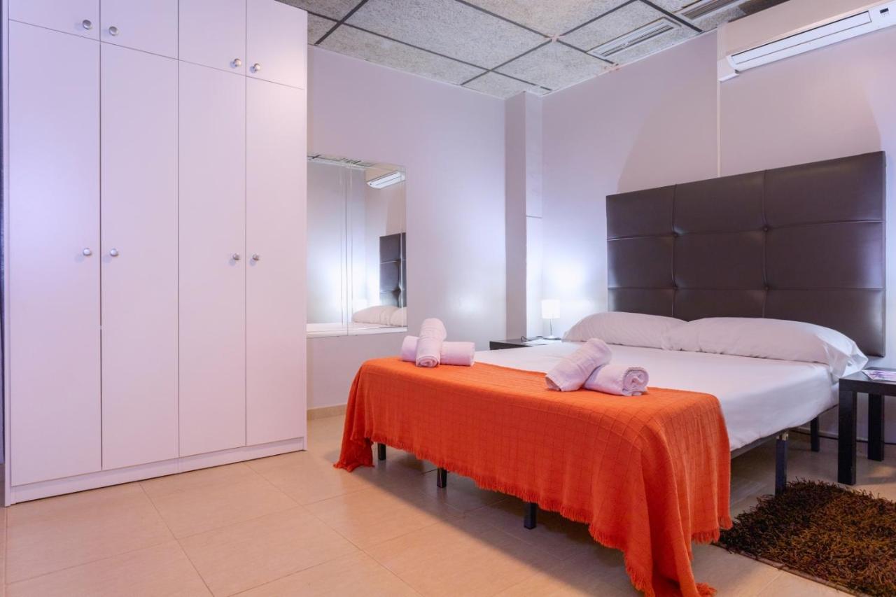 Hostal Ciudad Jardin مالقة المظهر الخارجي الصورة