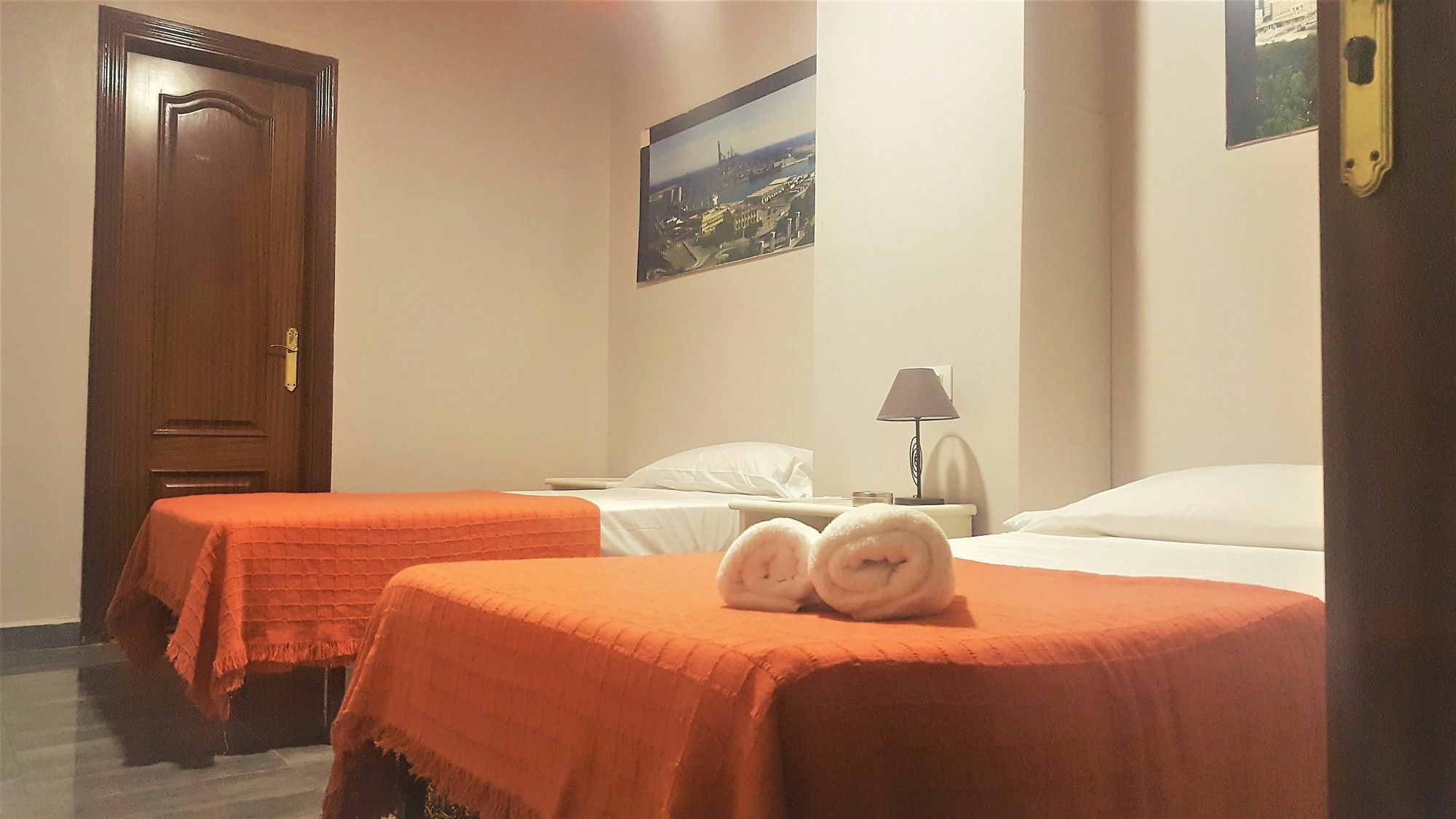 Hostal Ciudad Jardin مالقة المظهر الخارجي الصورة